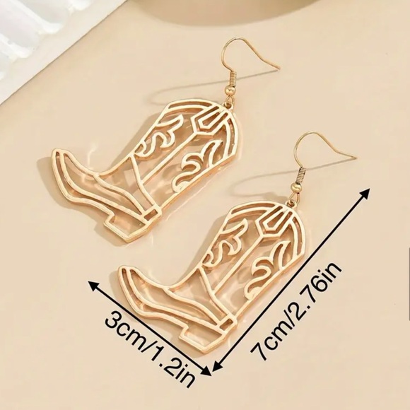 NEW| Golden Hollow Western Cowgirl Boots Design Dangle Earrings - Picture 5 of 5